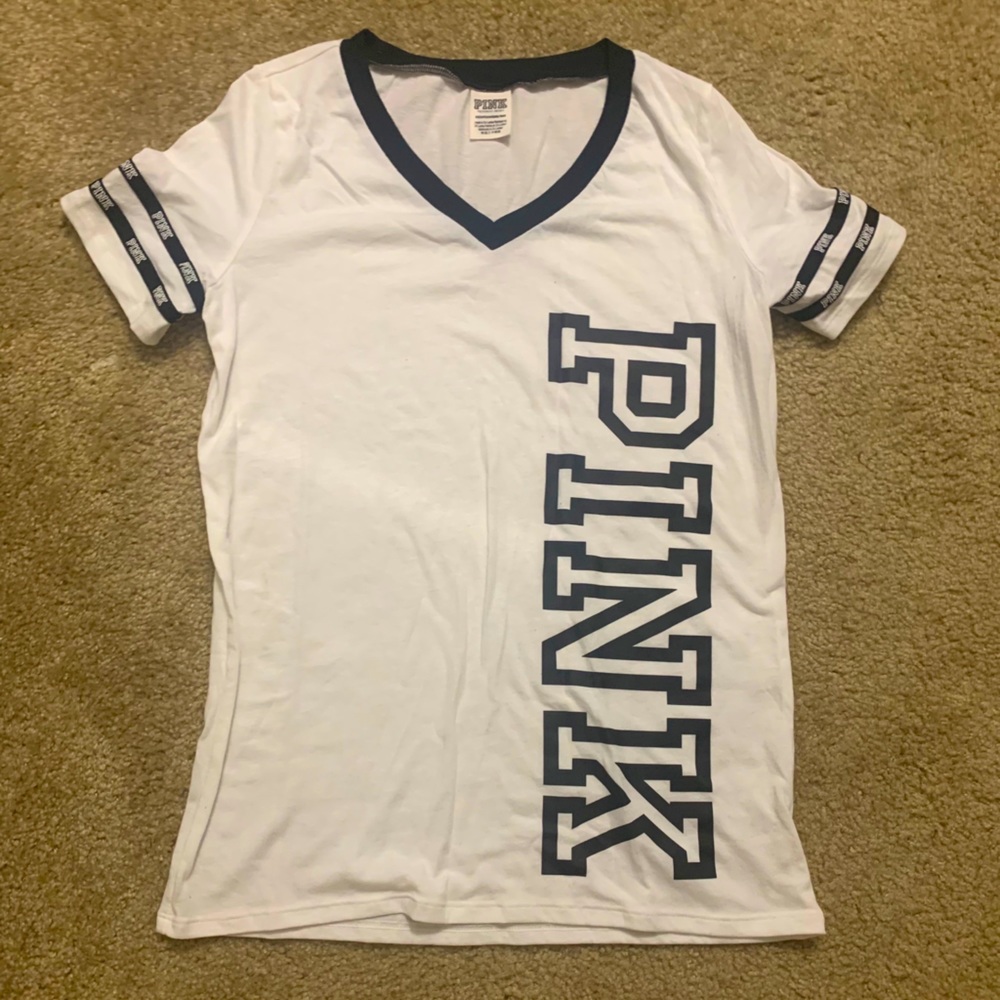 PINK v neck